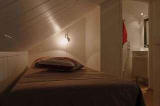 Дома для отпуска Lost Inn Cabins Экясломполо Special Offer - One-Bedroom Cottage with Sauna-3